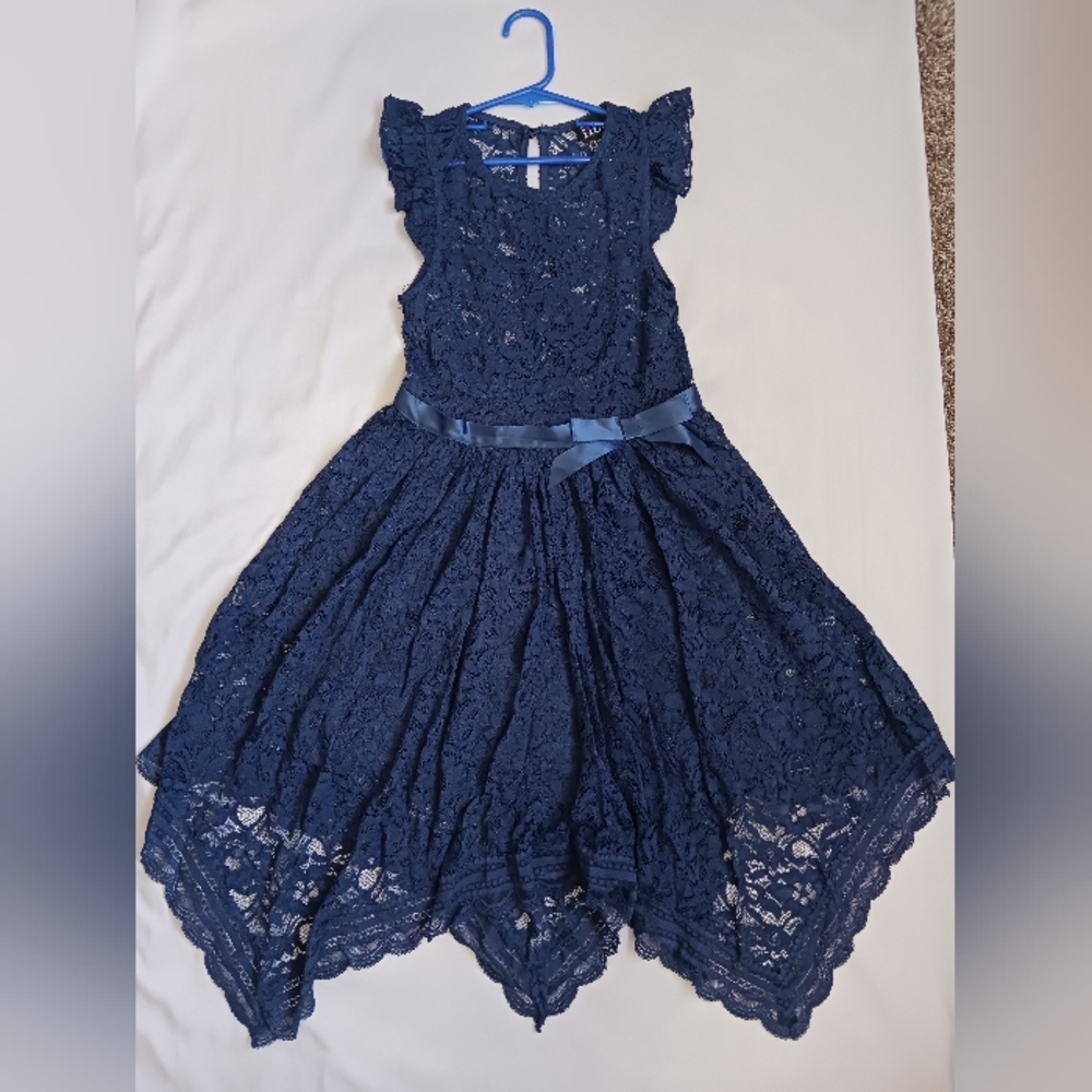 Lilt blue lace dress size M (10/12)